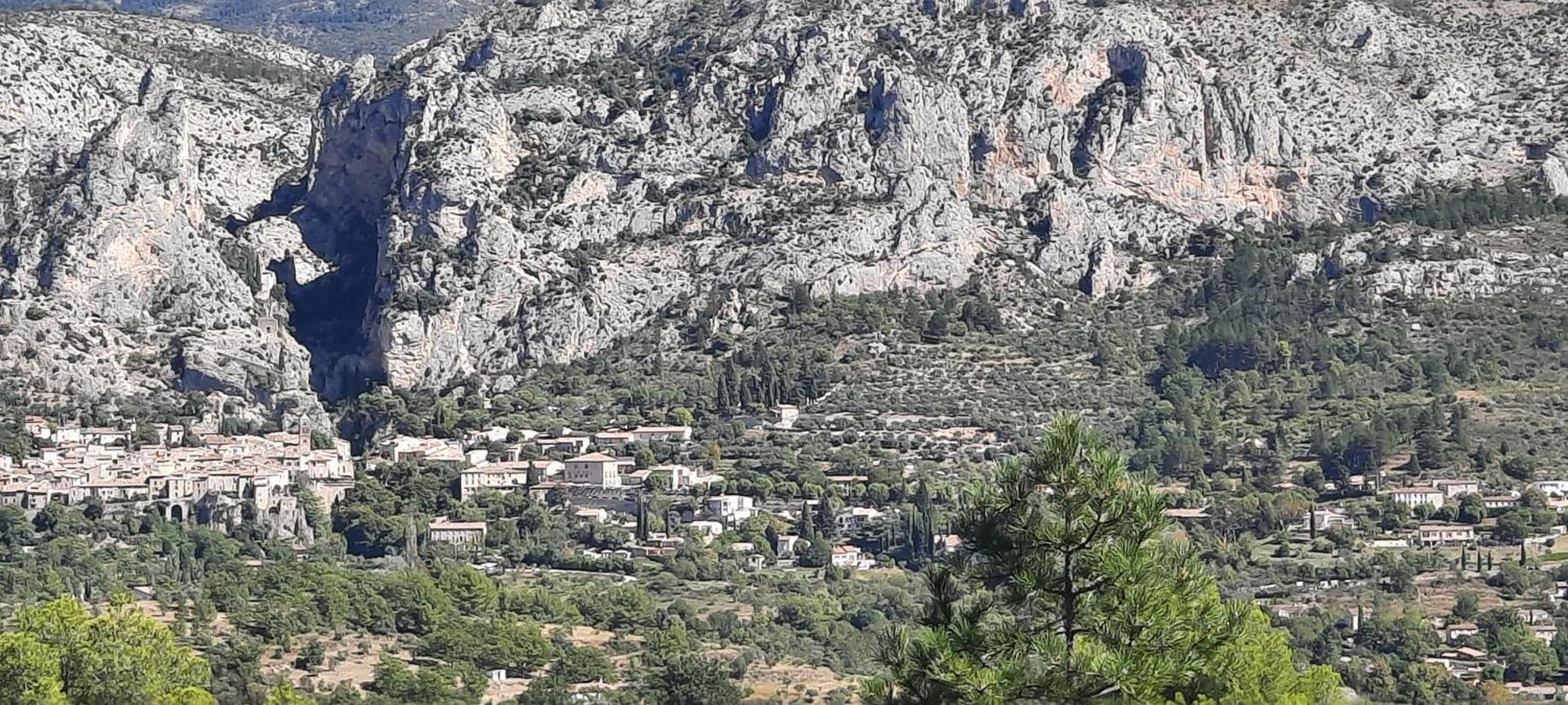 Villa Lei Rigaue Salernes Εξωτερικό φωτογραφία